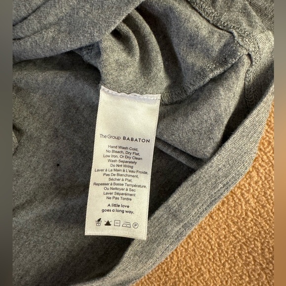 Babaton Gray front tie knot long sleeves - Picture 6 of 9